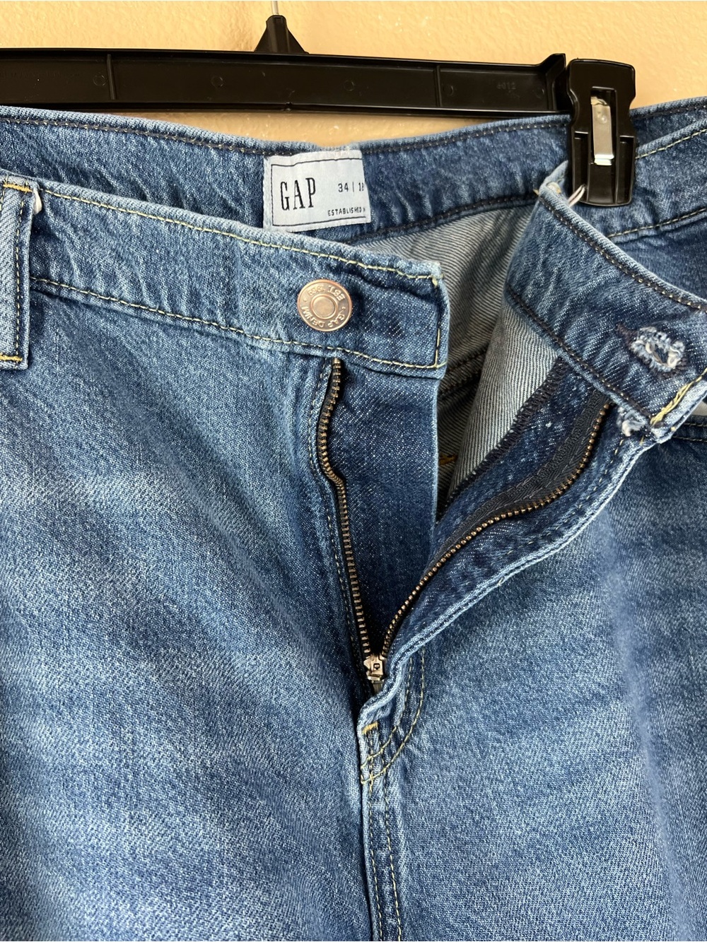 gap mid rise baggy crop jeans in medium indigo - Picture 5 of 11
